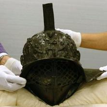 Шлем гладиатора, найденный в Помпеях