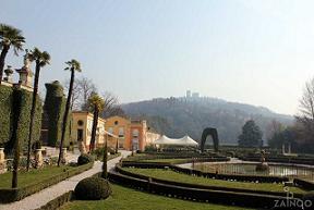 Парк Виллы Помпей Саграмозо с крепостью Иллаза на холме
