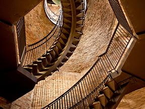 Внутренняя лестница башни Ламберти
