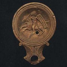 Светильник из некрополя в Валеджо с изображением всадника