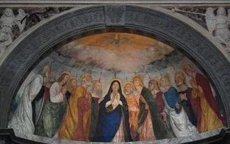 Люнет Капеллы Минискальки расписан фресками Ф.Мороне и П.Каваццола в 1509-10гг.