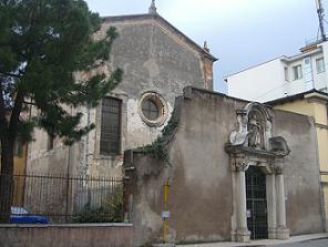 От монастыря Святого Доменико осталась только церковь