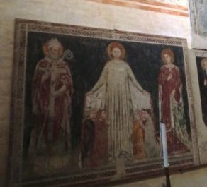 Фреска Мадонна делла Мизерикордия в церкви Сант Анастасии в Вероне