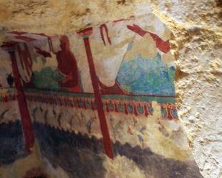 Фрески на стенах гробниц сохранили яркость спустя 2600 лет