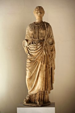 Статуя Изобилие, Археологический Музей, из коллекции Гримани