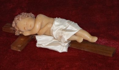Младенец Иисус спящий на Кресте был дорог Папе Римскому Пию 12